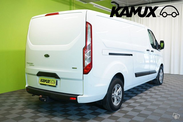 Ford Transit Custom 4