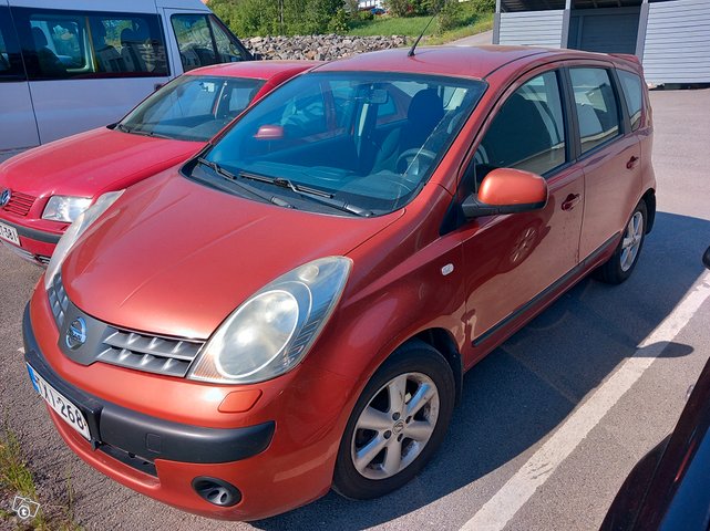 Nissan Note, kuva 1