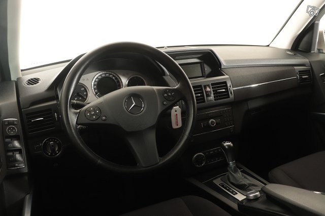 Mercedes-Benz GLK 17