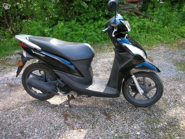 Honda Vision skootteri 1