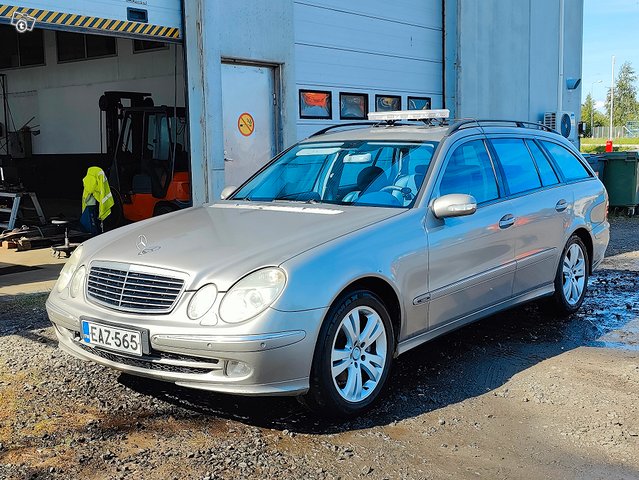 Mercedes-Benz E-sarja, kuva 1