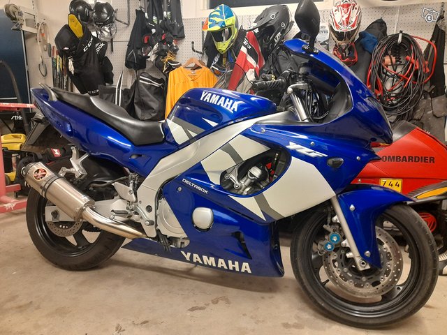 Yamaha yzf 600r 2