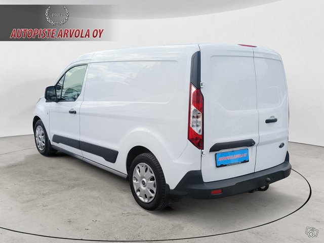 Ford Transit Connect 11