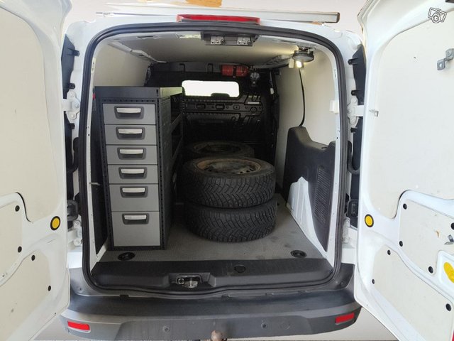 Ford Transit Connect 17