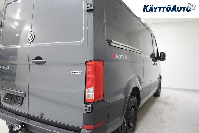 Volkswagen Crafter 9