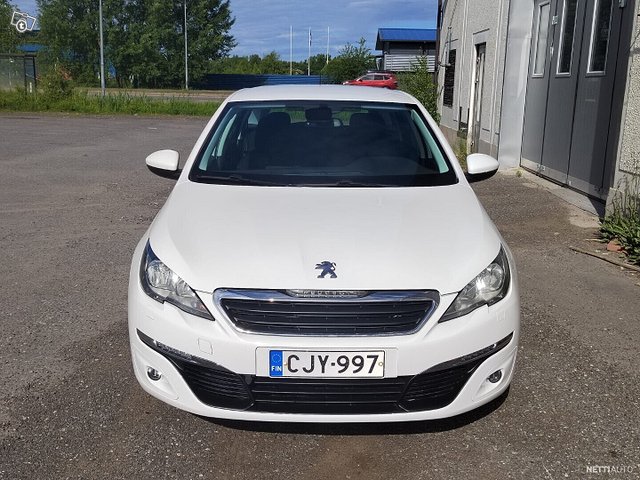 Peugeot 308 9