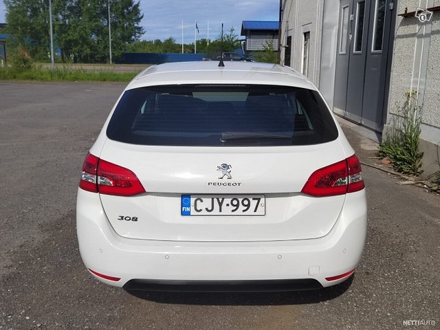 Peugeot 308 10