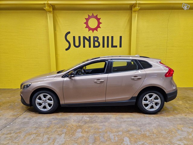 Volvo V40 Cross Country 2