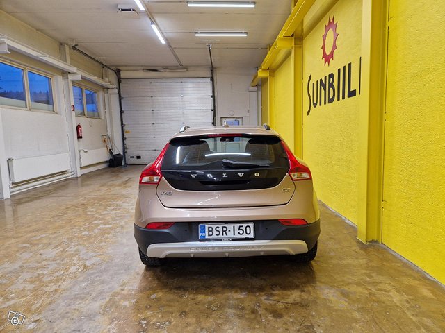 Volvo V40 Cross Country 9