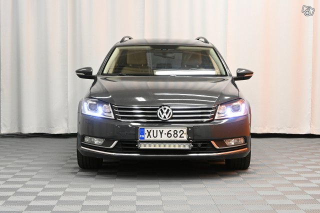 Volkswagen Passat 2