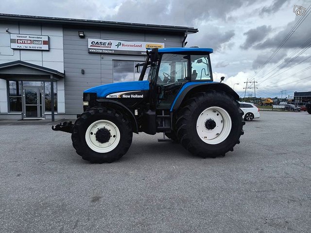 New Holland TM 175 50 km/h etunostolaitteella 1