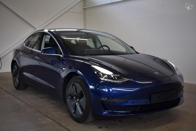 Tesla Model 3, kuva 1