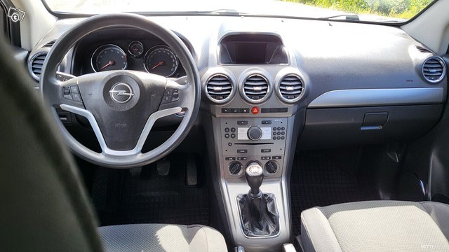 Opel Antara 11