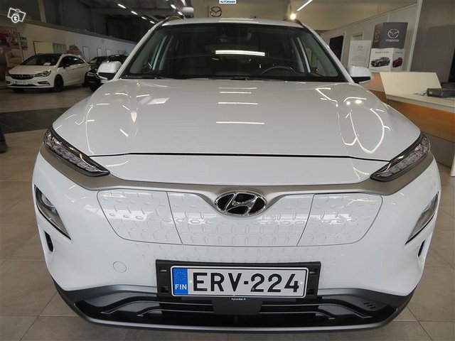 Hyundai KONA Electric 2