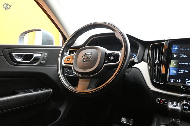 Volvo XC60 17