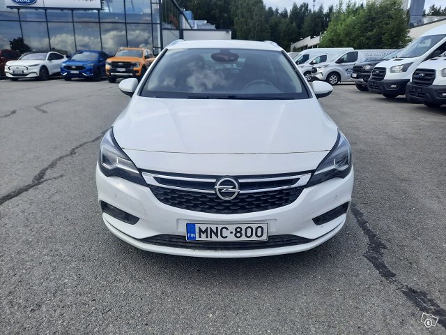 Opel Astra 6