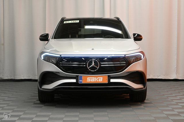Mercedes-Benz EQA 2
