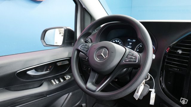 Mercedes-Benz VITO 10