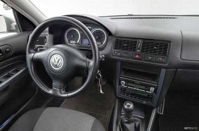 Volkswagen Golf 8