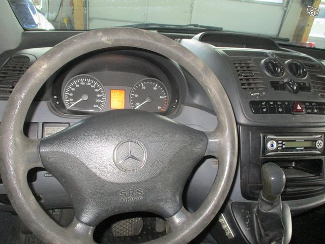 Mercedes-Benz VITO 111 CDI 8