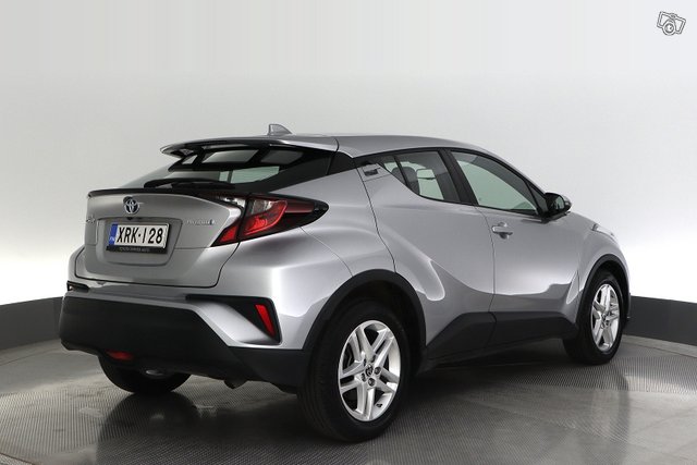 Toyota C-HR 5