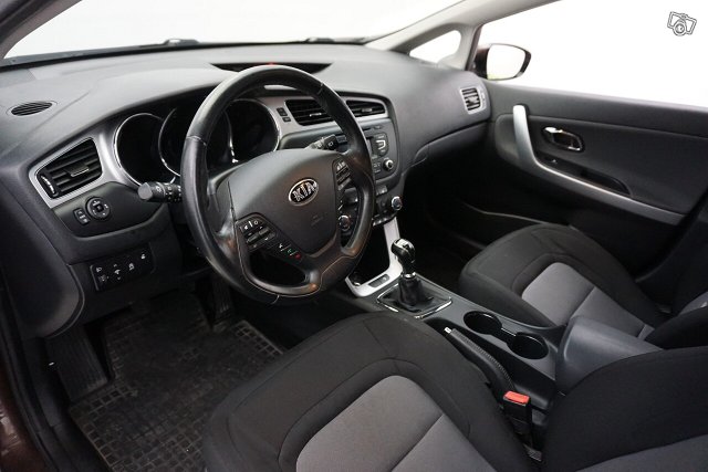 Kia Ceed 13