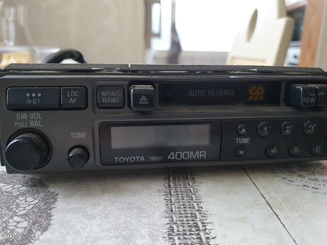 Toyota radio, kuva 1