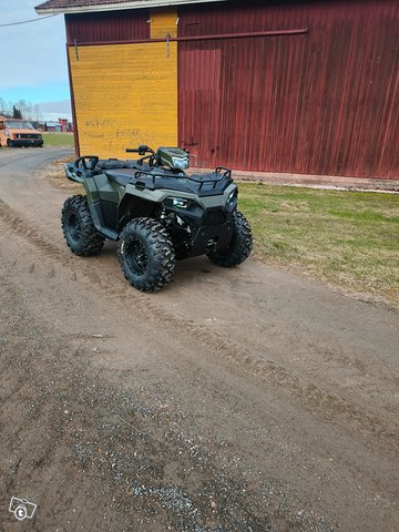 Polaris sportsman 1