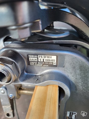 Yamaha-perämoottori 9.9 hv, 4-tahti 2