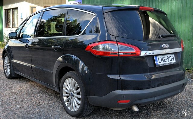 Ford S-MAX 12