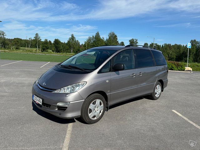 Toyota Previa 4