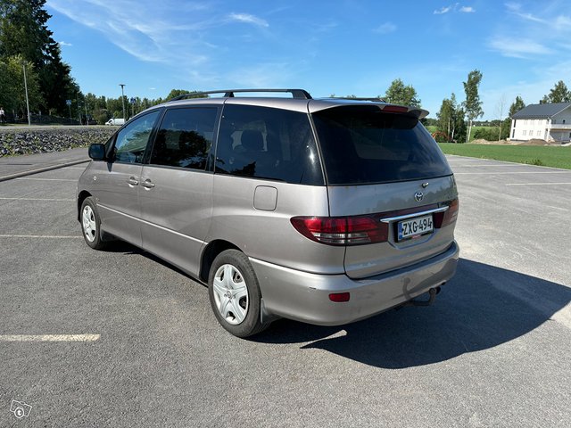 Toyota Previa 5