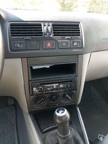 Volkswagen Bora 10