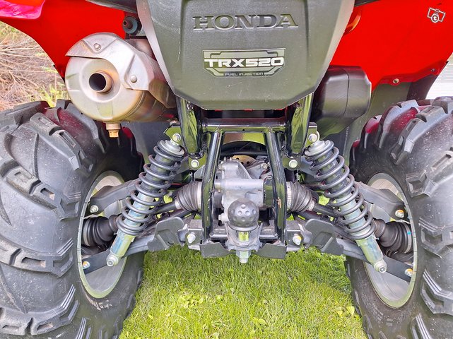 Honda 520 TRX erillisjousitettu 6