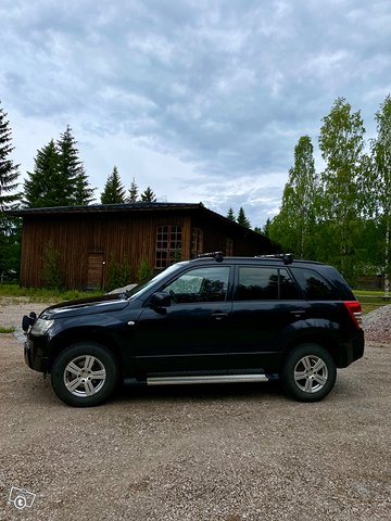 Suzuki Grand Vitara, kuva 1