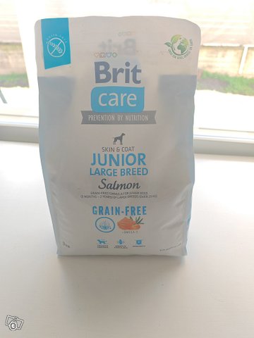 Brit Care Junior Large Breed Salomon 3Kg