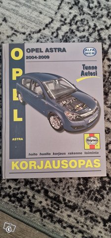 Opel Astra korjausopas