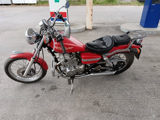 Honda Rebel 125 2