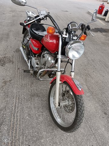 Honda Rebel 125 3