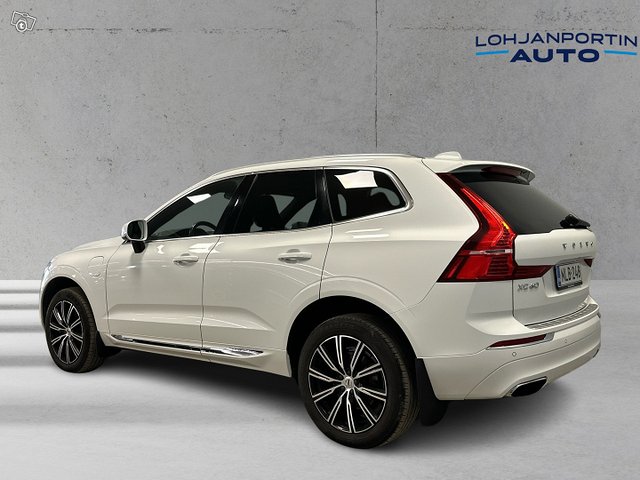 Volvo XC60 4