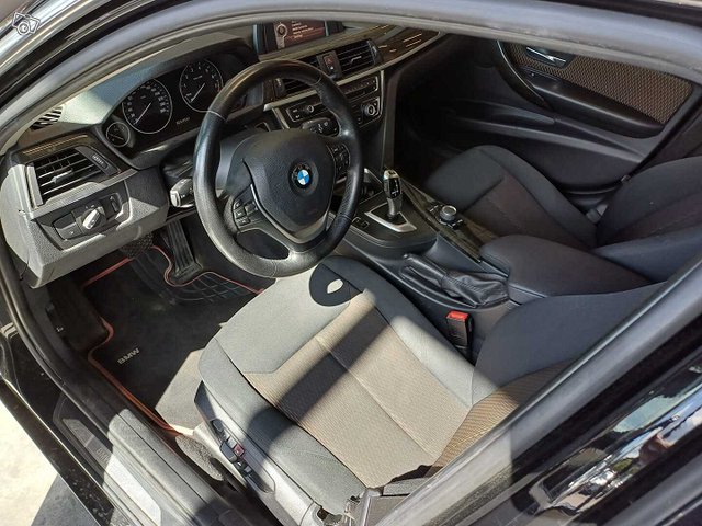 BMW 320 3