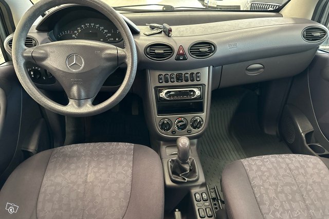 Mercedes-Benz A 10