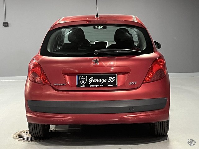 Peugeot 207 11