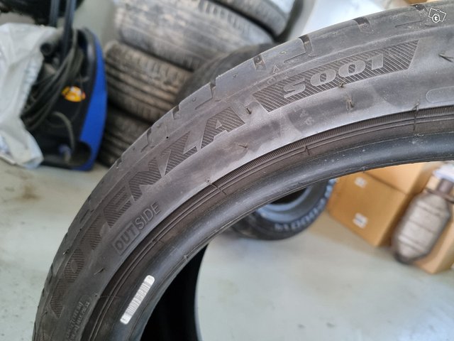 Bridgestone Potenza 225/40R18, kuva 1