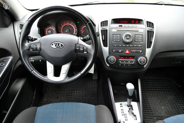 Kia Ceed 16