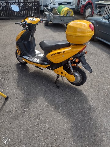 Solar skootteri 1