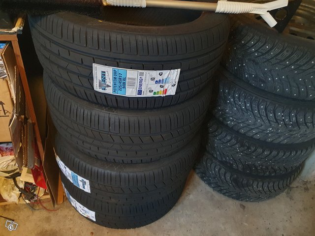 Kesärenkaat 225/45r17, kuva 1