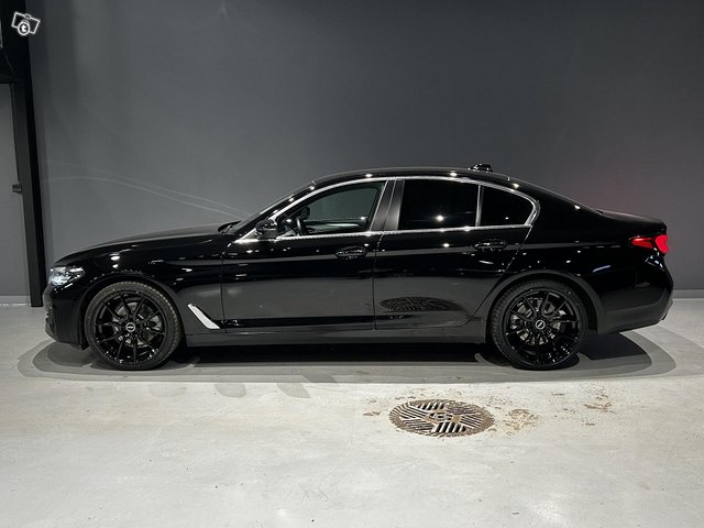 BMW 520 19