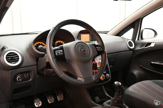 Opel Corsa 14