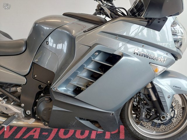 Kawasaki GTR 5